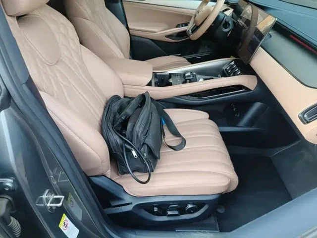 BYD Song L EV — Фото автомобиля 24