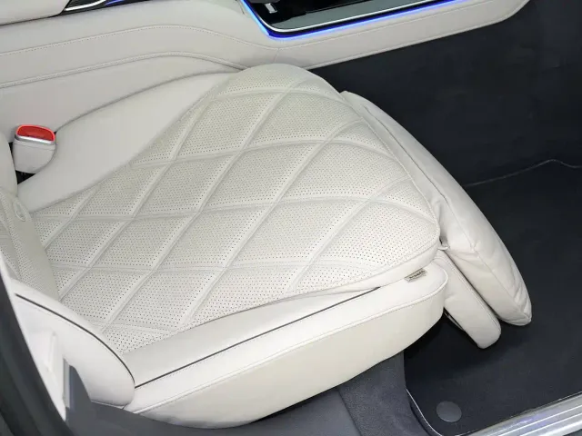 Mercedes-Benz Maybach S-Class — Фото автомобиля 23