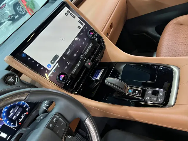 Toyota Vellfire — Фото автомобиля 27