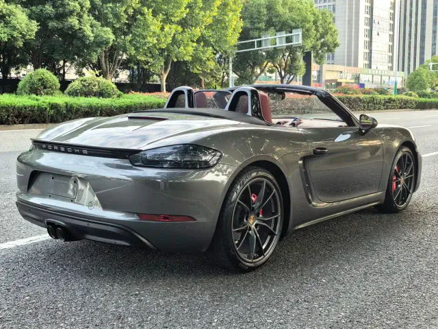 Porsche 718 — Фото автомобиля 9