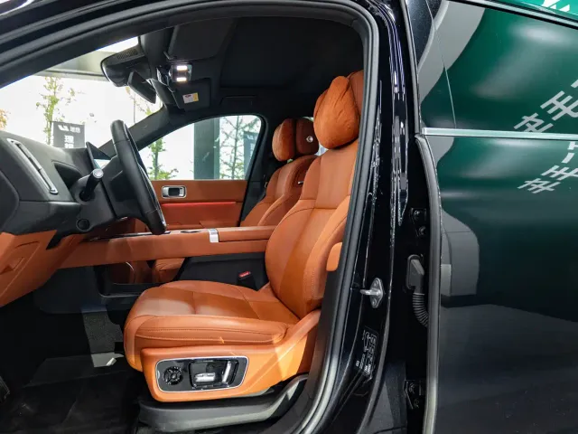 Li Auto L7 — Фото автомобиля 8