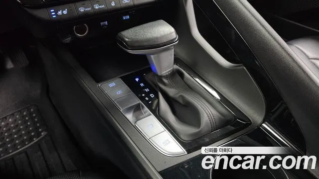 Hyundai Avante CN7 — Фото автомобиля 12