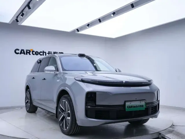 Li Auto L9 — Фото автомобиля 2
