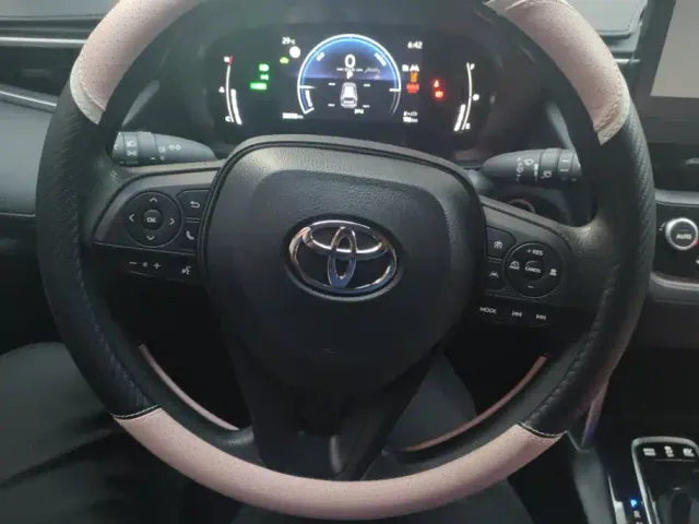 Toyota Corolla Cross — Фото автомобиля 15