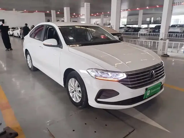 Volkswagen Lavida — Фото автомобиля 3
