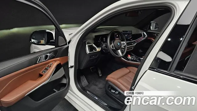 BMW X5 xDrive 40i M Sport — Фото автомобиля 10