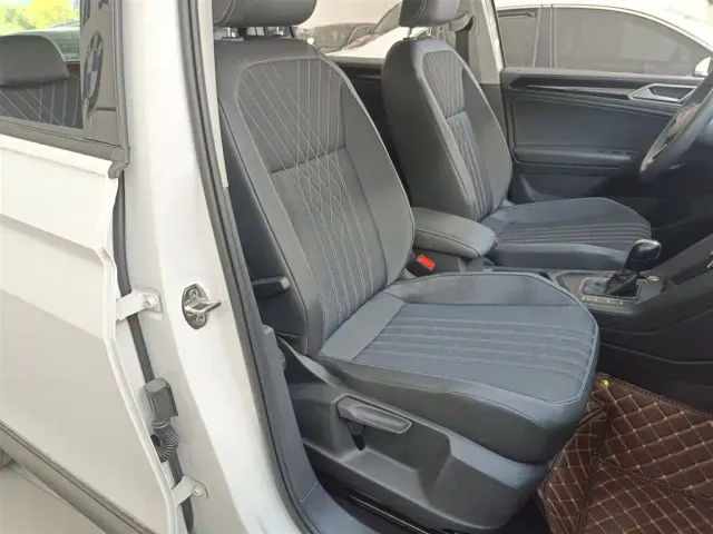 Volkswagen Tiguan L — Фото автомобиля 19