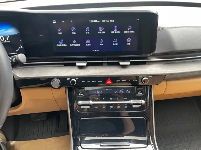 Kia Carnival — Фото автомобиля 10