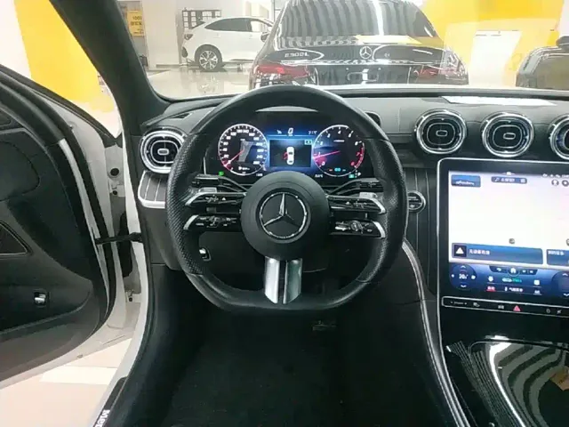 Mercedes-Benz C-Class — Фото автомобиля 10