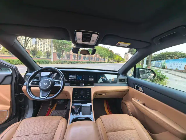 Li Auto Li ONE 2021 Extended Range 6-Seater — Фото автомобиля 15