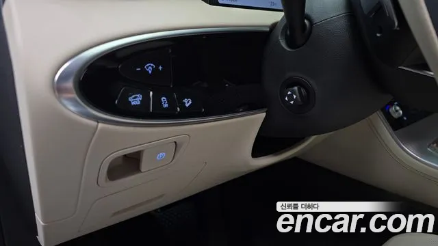 Genesis GV70 — Фото автомобиля 28