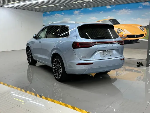 Aito M7 — Фото автомобиля 6