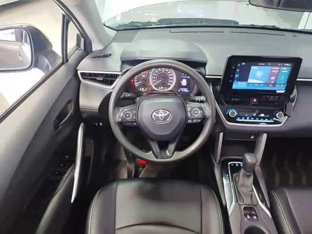 Toyota Corolla Cross — Фото автомобиля 10