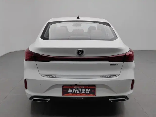 Changan Eado — Фото автомобиля 4