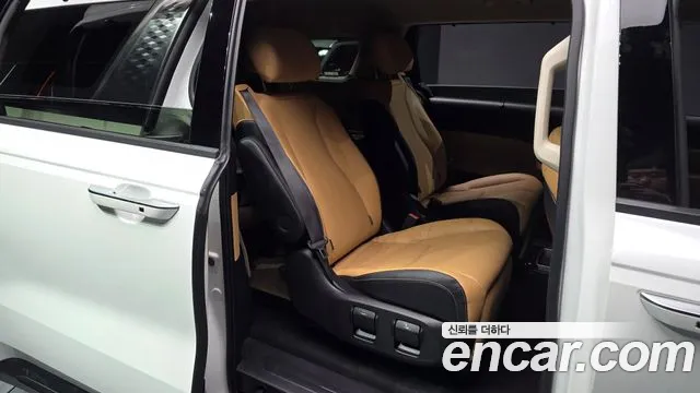 Kia Canival Carnival 4 поколение Дизель 7 мест Noblesse — Фото автомобиля 11