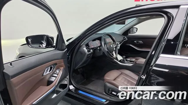 BMW 3 Series G20 — Фото автомобиля 15