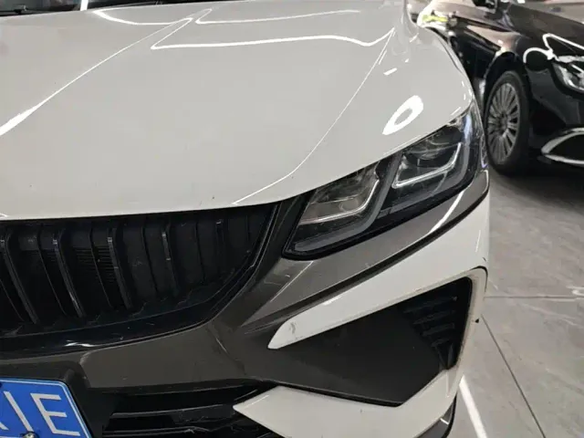 Geely Binyue — Фото автомобиля 23