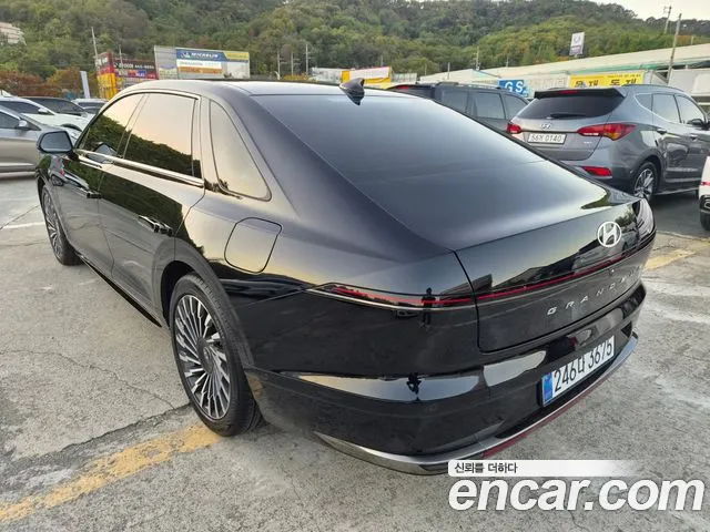 Hyundai Grandeur GN7 — Фото автомобиля 6
