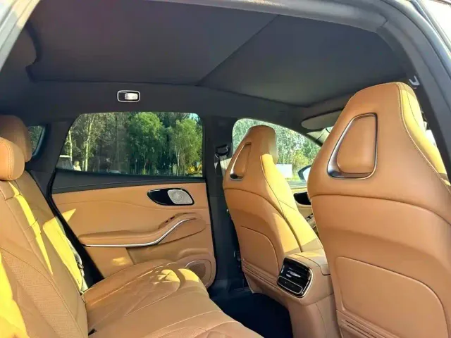 Roewe Feifan R7 — Фото автомобиля 10