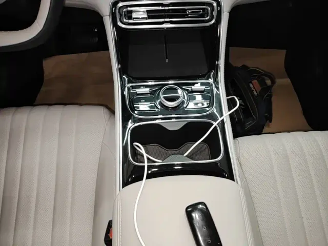 Geely Galaxy Stellar 6 — Фото автомобиля 13