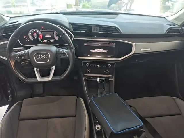 Audi Q3 — Фото автомобиля 9