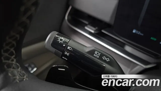 Kia Carnival — Фото автомобиля 24