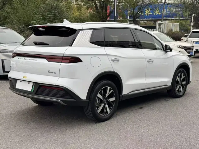 BYD Song Pro — Фото автомобиля 11