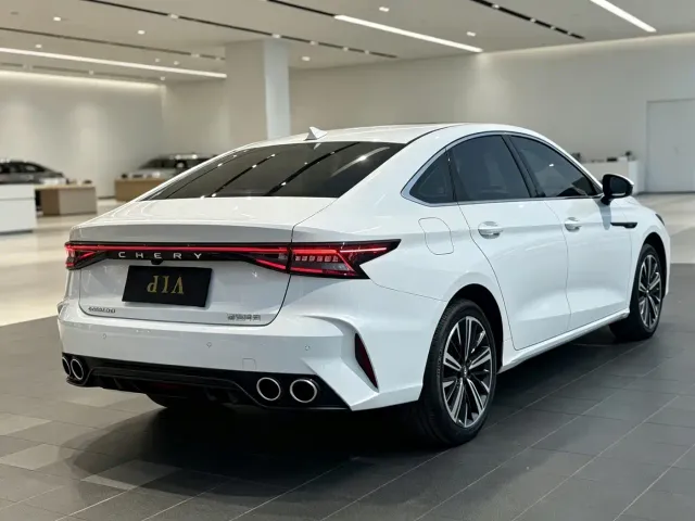 Chery Arrizo 8 — Фото автомобиля 7