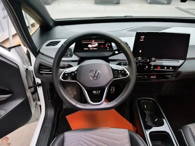 Volkswagen ID.3 — Фото автомобиля 10