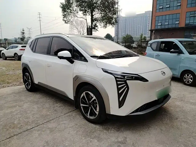 GAC Aion Y — Фото автомобиля 3