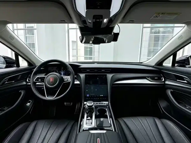 Hongqi H5 — Фото автомобиля 3