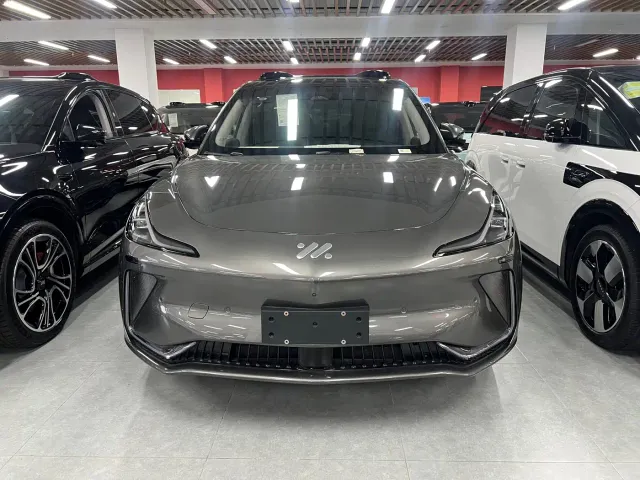 IM Motors LS7 — Фото автомобиля 2