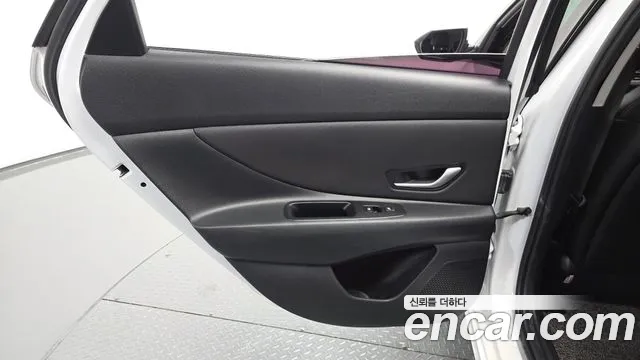 Hyundai Avante CN7 — Фото автомобиля 14