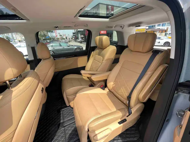 GAC Trumpchi E8 — Фото автомобиля 16