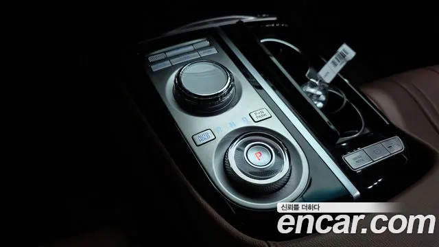 Genesis G80 RG3 — Фото автомобиля 12