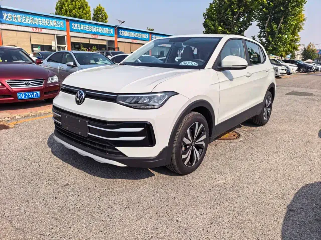 Фотография автомобиля — Volkswagen Tharu