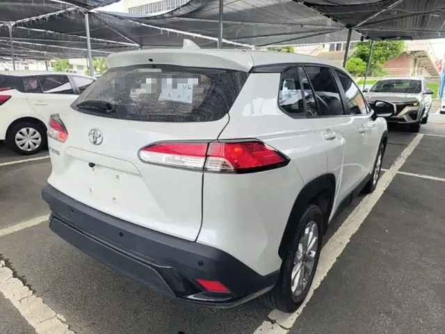 Toyota Frontlander — Фото автомобиля 6
