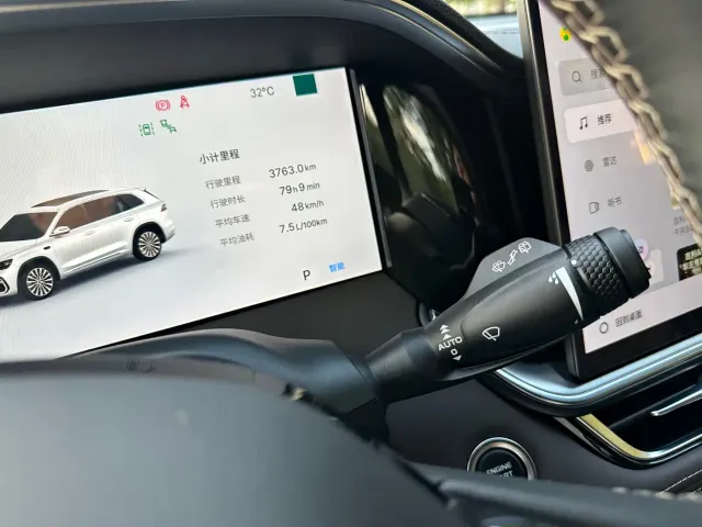 Geely Xingyue L — Фото автомобиля 10