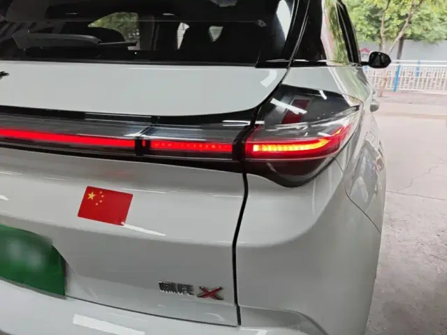 Nezha Auto Nezha X 2023 500 — Фото автомобиля 23