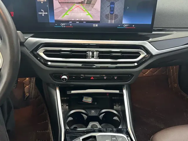 BMW 3 Series — Фото автомобиля 14