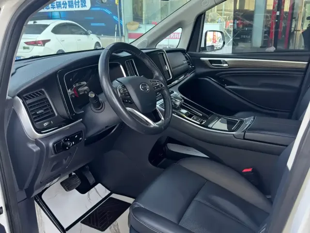 GAC Trumpchi M8 — Фото автомобиля 7