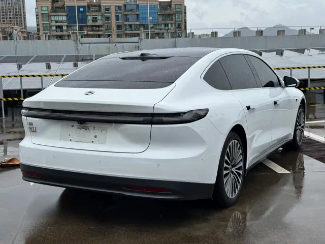 Nio ET7 — Фото автомобиля 6