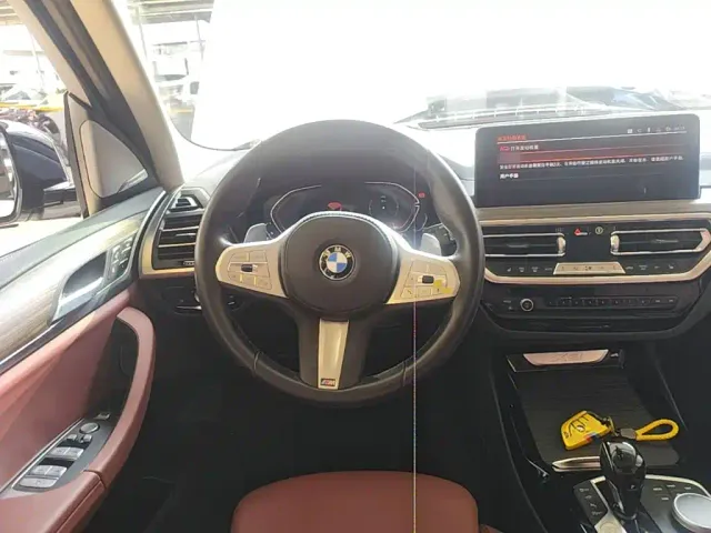BMW X3 — Фото автомобиля 10