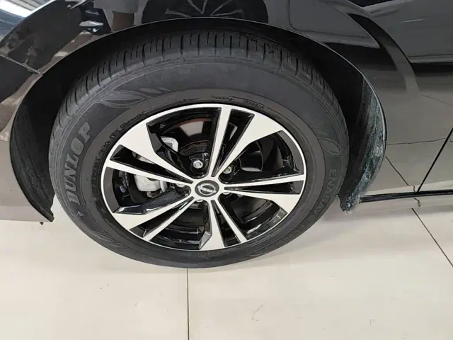 Nissan Sylphy — Фото автомобиля 22