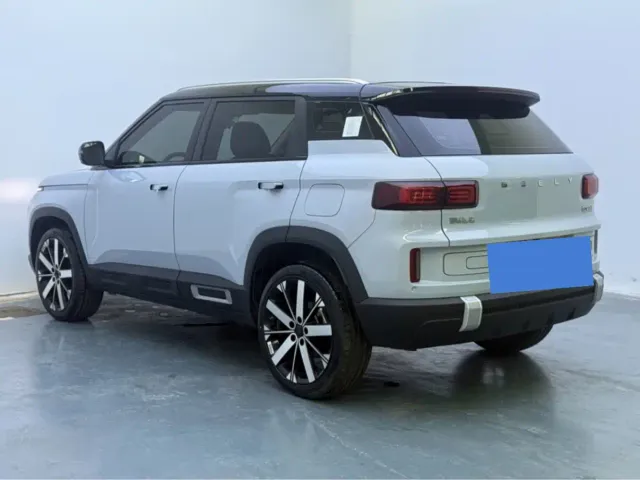 Geely ICON — Фото автомобиля 2