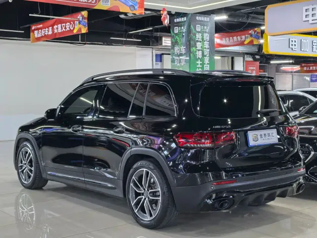 Mercedes-Benz GLB AMG — Фото автомобиля 14