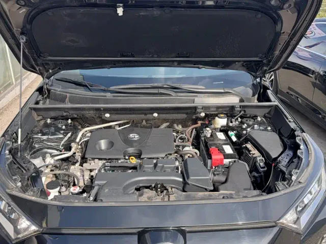 Toyota RAV4 — Фото автомобиля 15