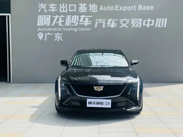 Cadillac CT5 — Фото автомобиля 2