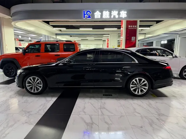 Mercedes-Benz S-Class — Фото автомобиля 5