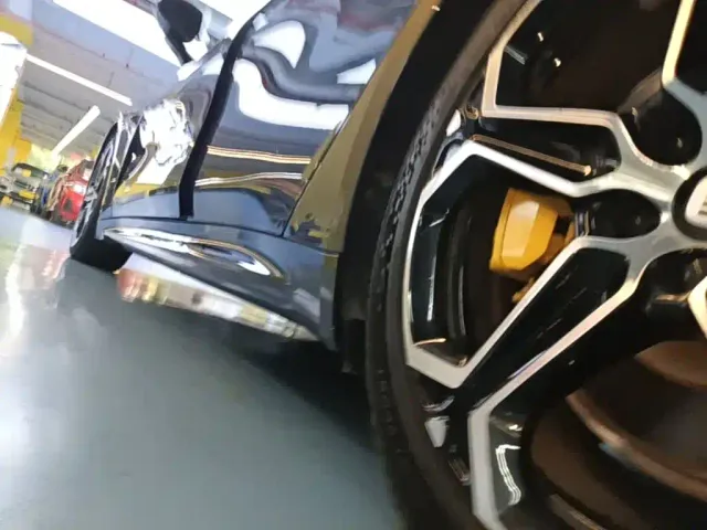 Xiaomi SU7 — Фото автомобиля 21